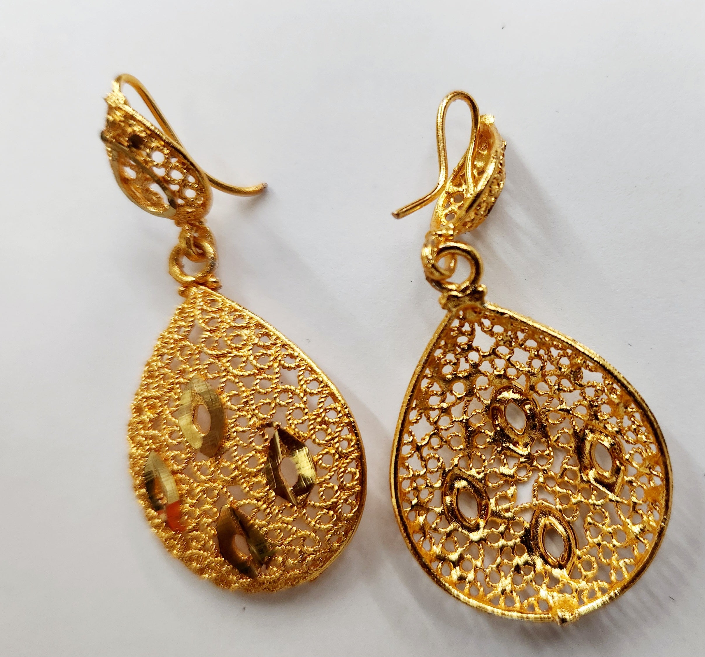 Gold Droplet Earrings A