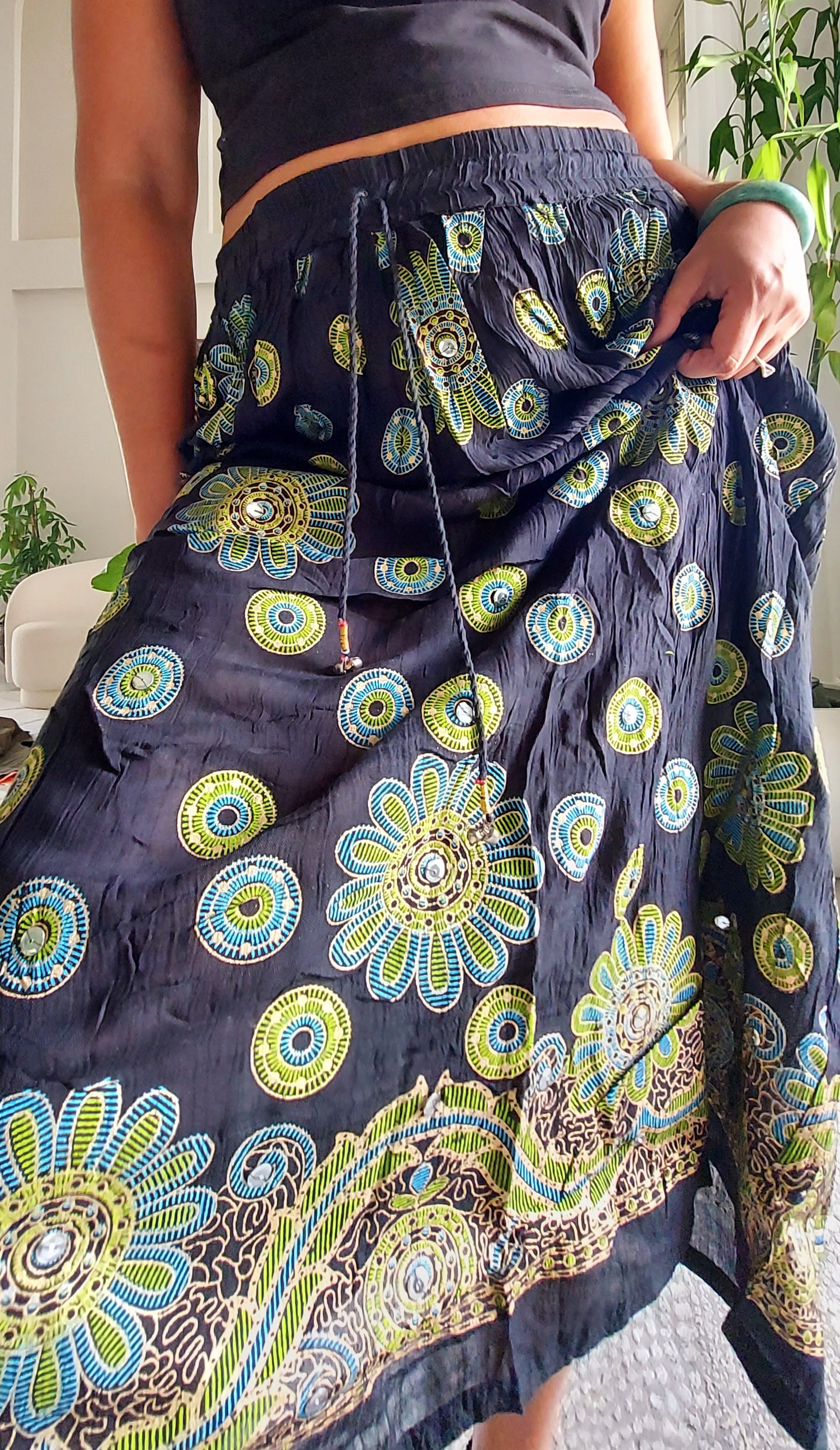 Women Sequin Wrinkled Skirt