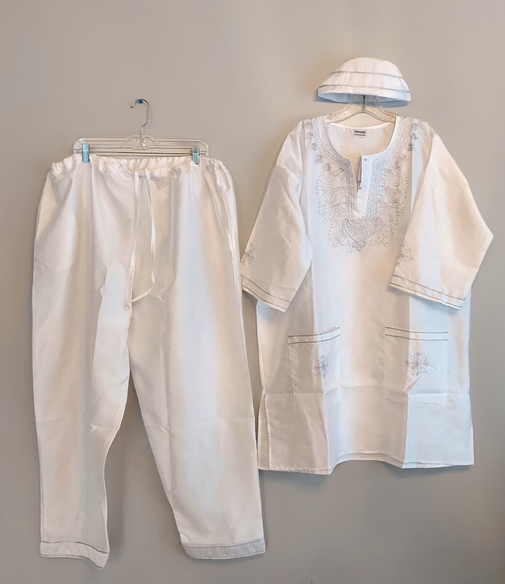 Men's African Attire/ 3Pcs Silk Embroidery Set