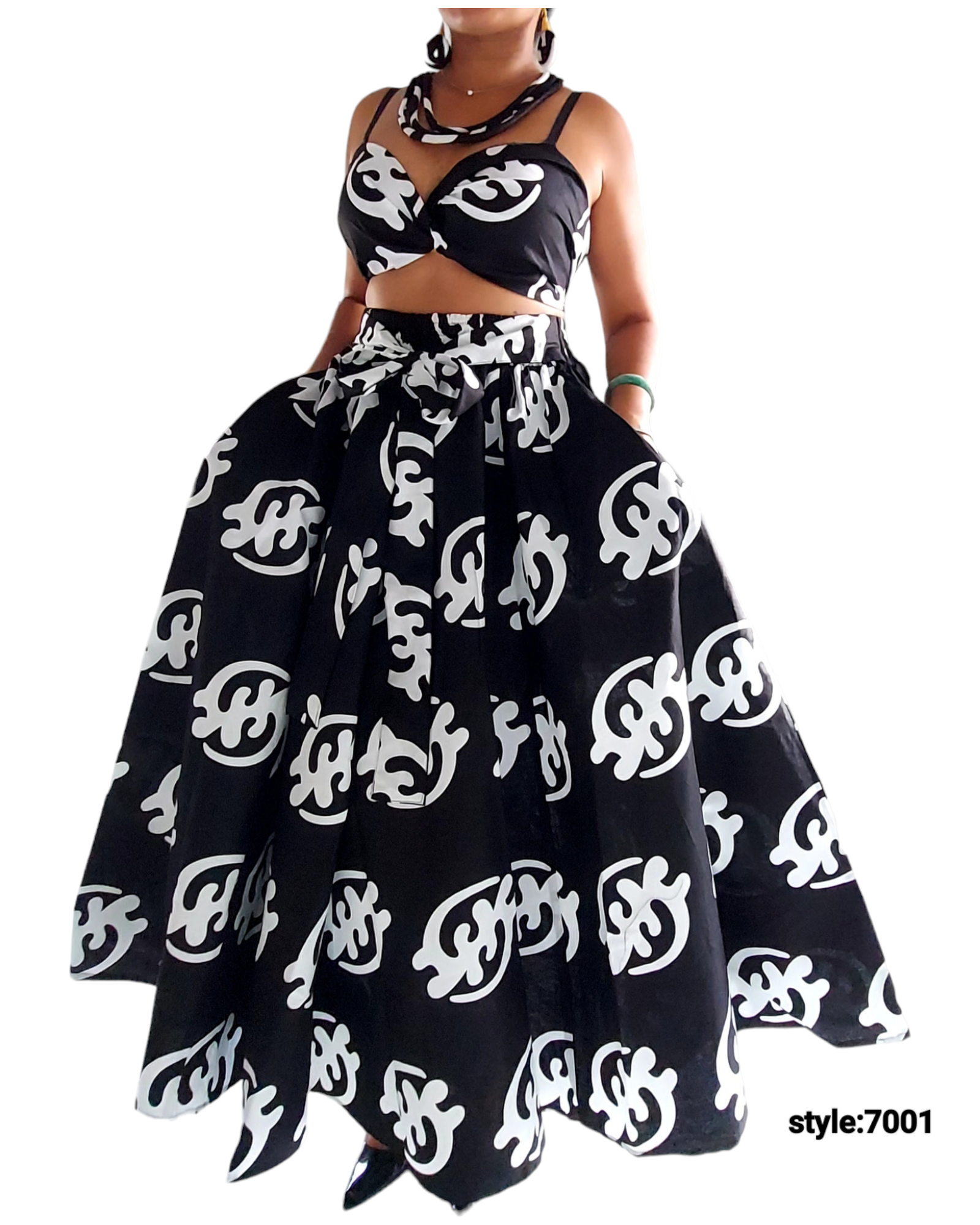 7001- Long Flared Maxi Skirt- Black Gynamee