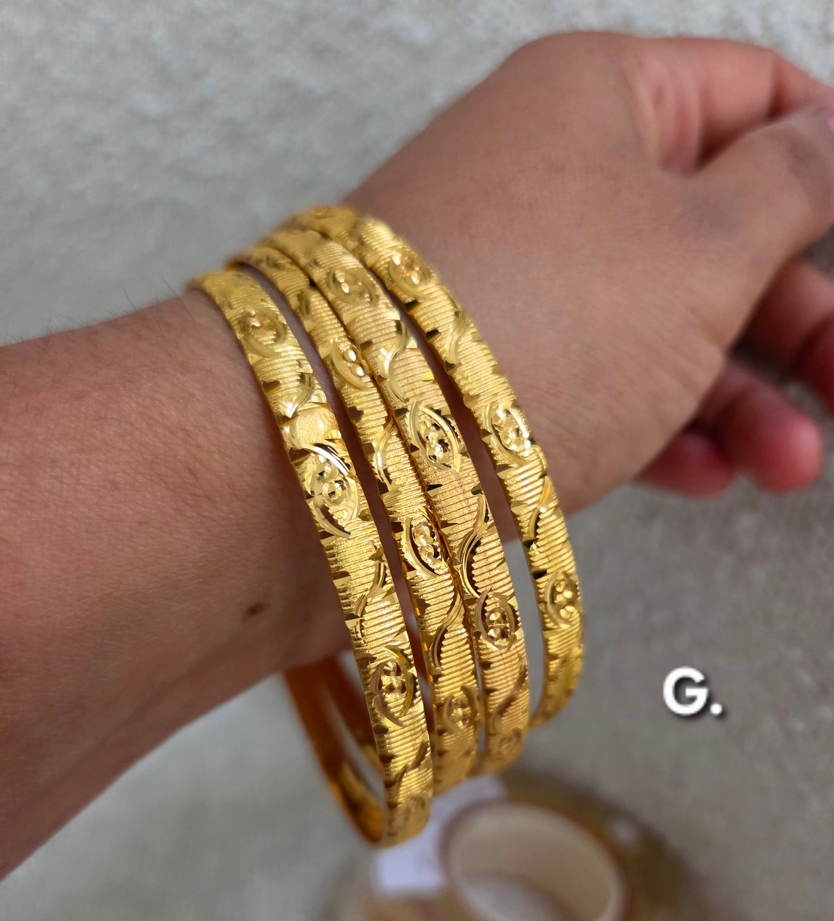 Stacable Bangles Set 4 Pcs  -Gold Plated