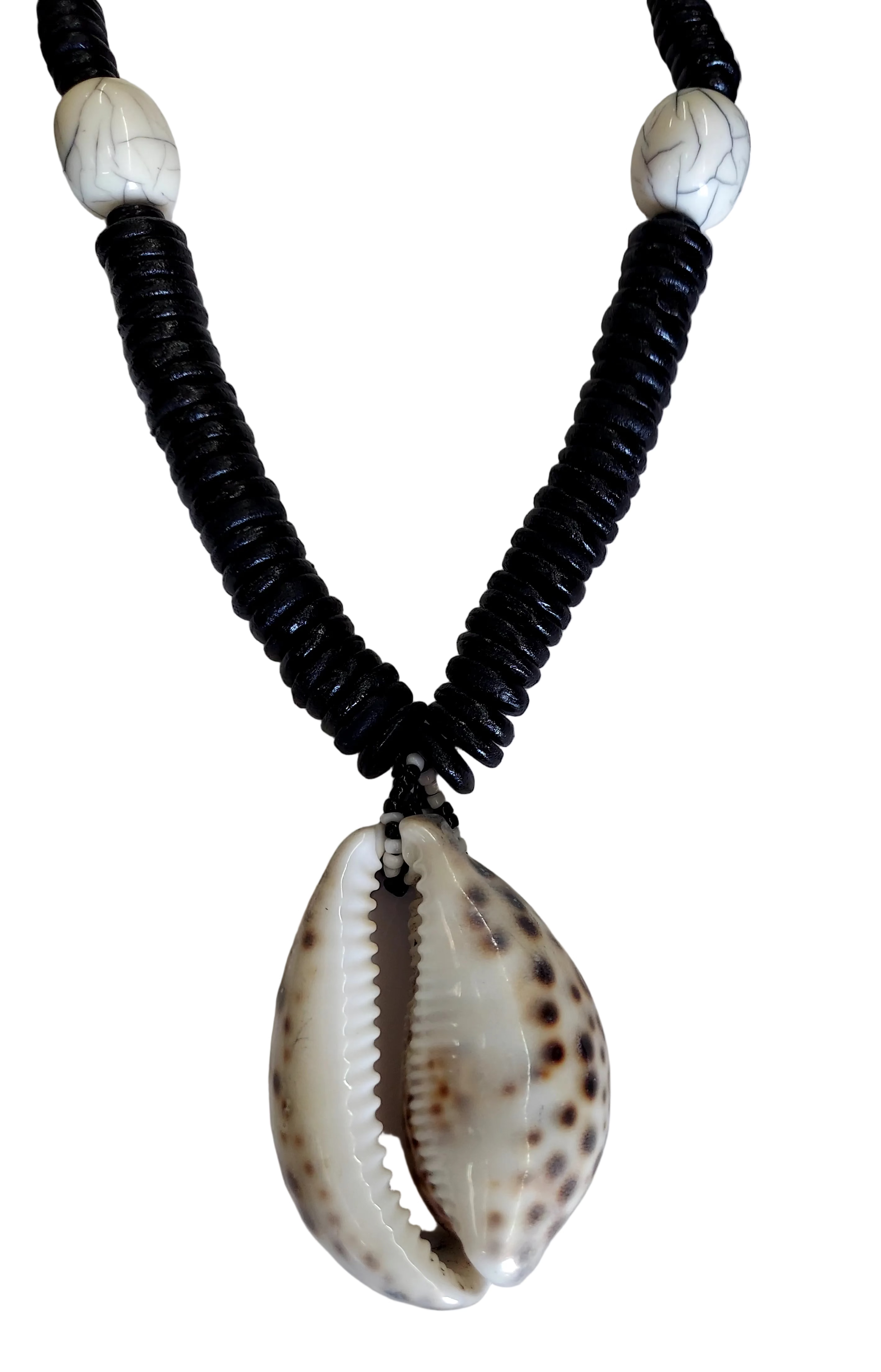 Necklace & Earings Set / Big Cowrie Shell