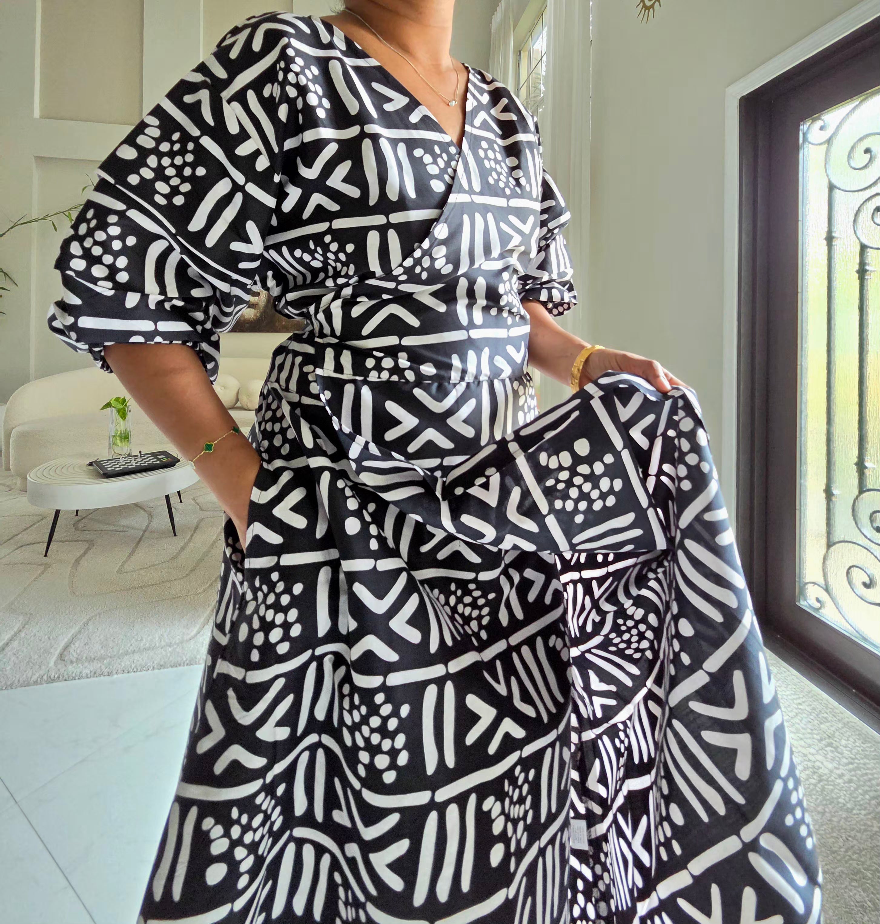 746 Wrap Dress With Puffed Sleeves Print 833