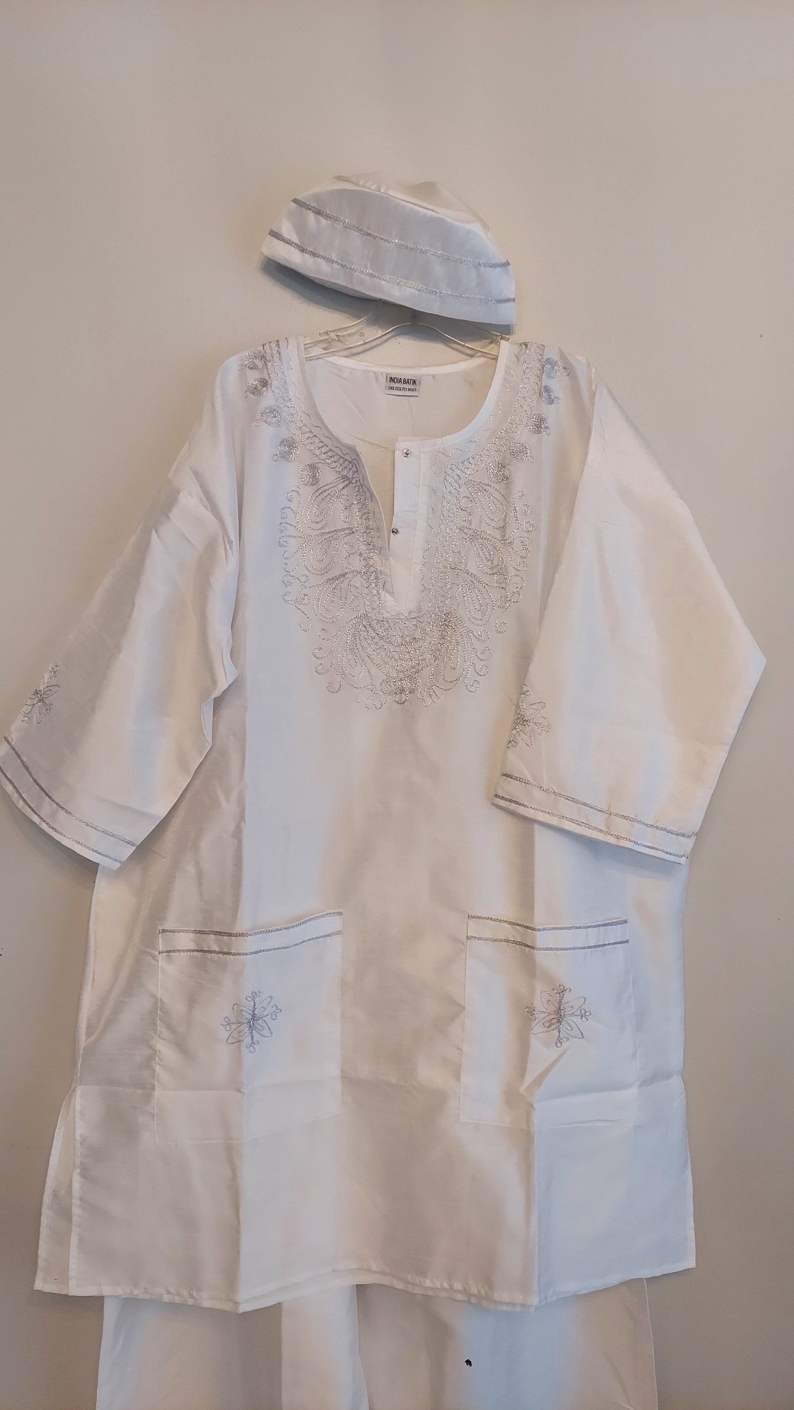 Men's African Attire/ 3Pcs Silk Embroidery Set