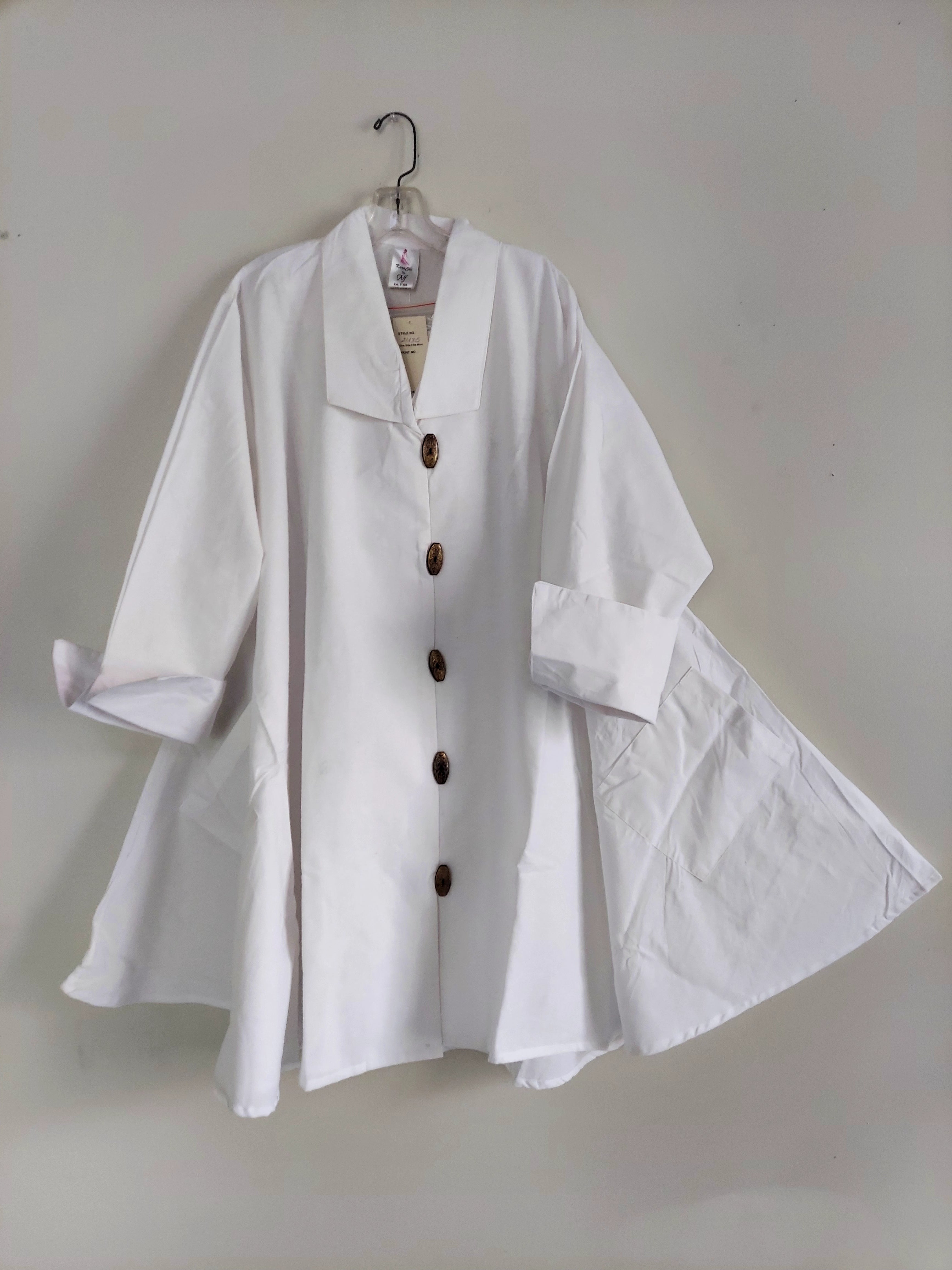 243 - Women Mid Length Coat Dress / Blouse - White / Gold