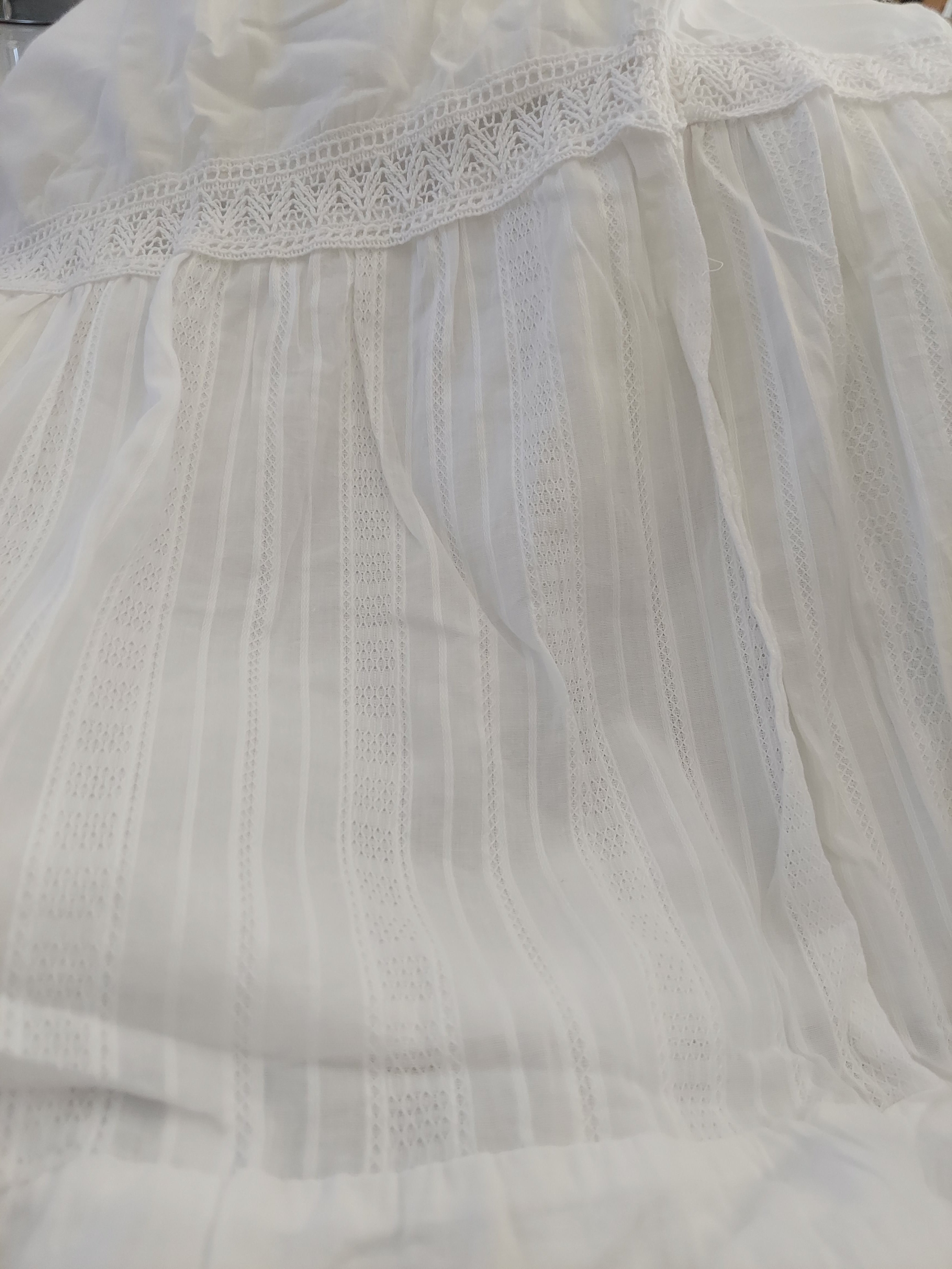 White Cotton Embroidery Skirt CS002