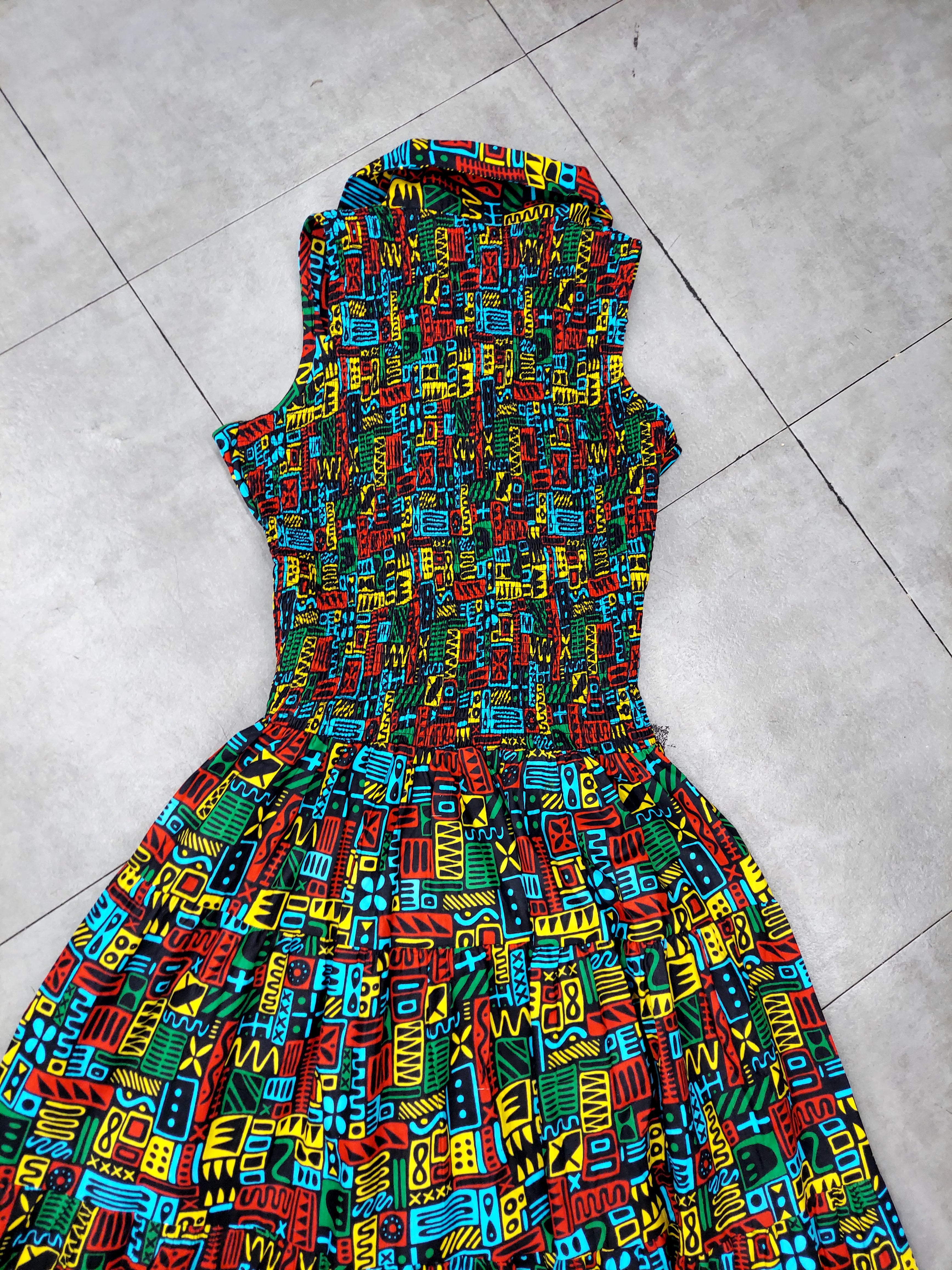 KVC24-1 Middi Halter Smock Dress