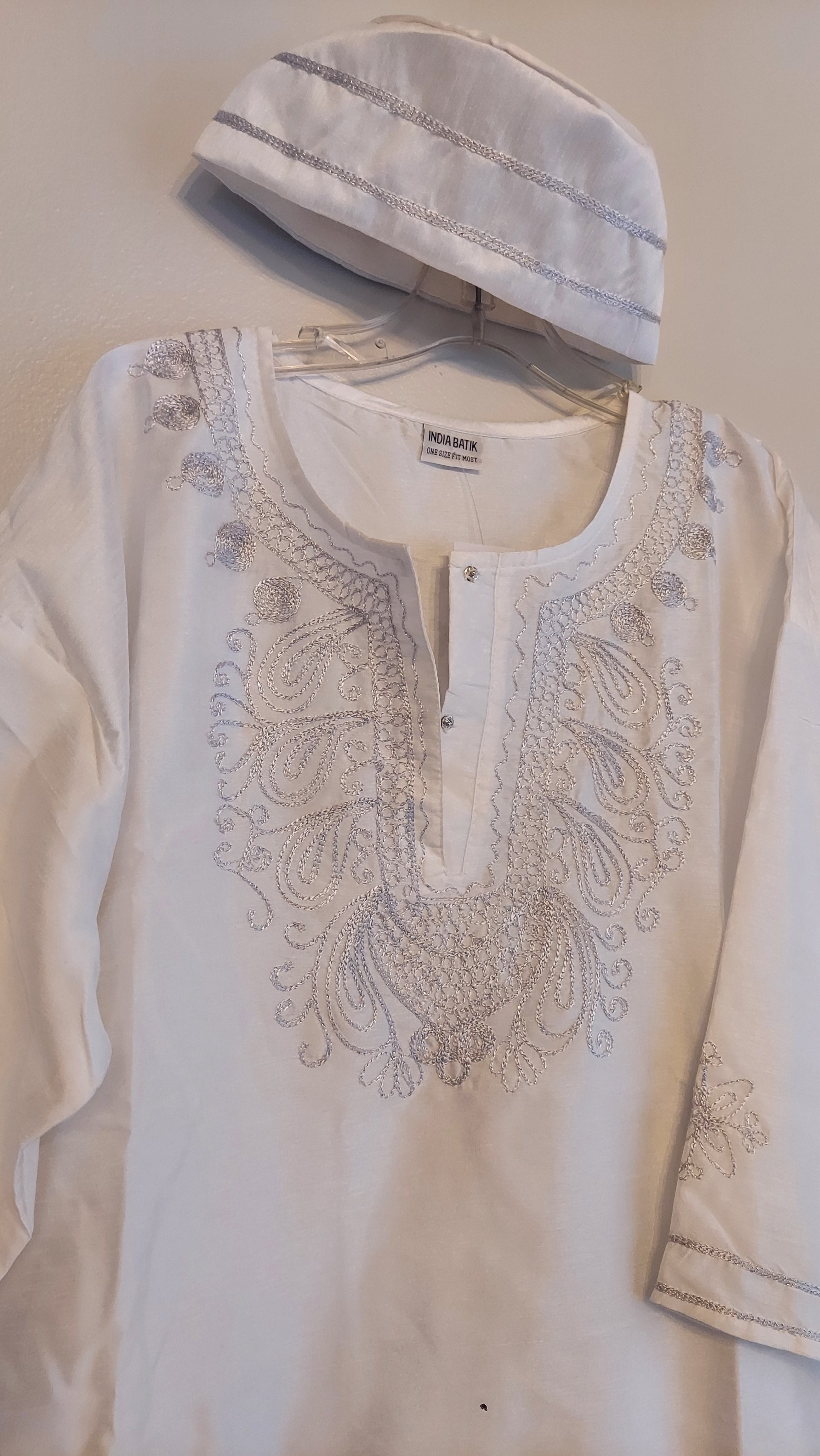 Men's African Attire/ 3Pcs Silk Embroidery Set