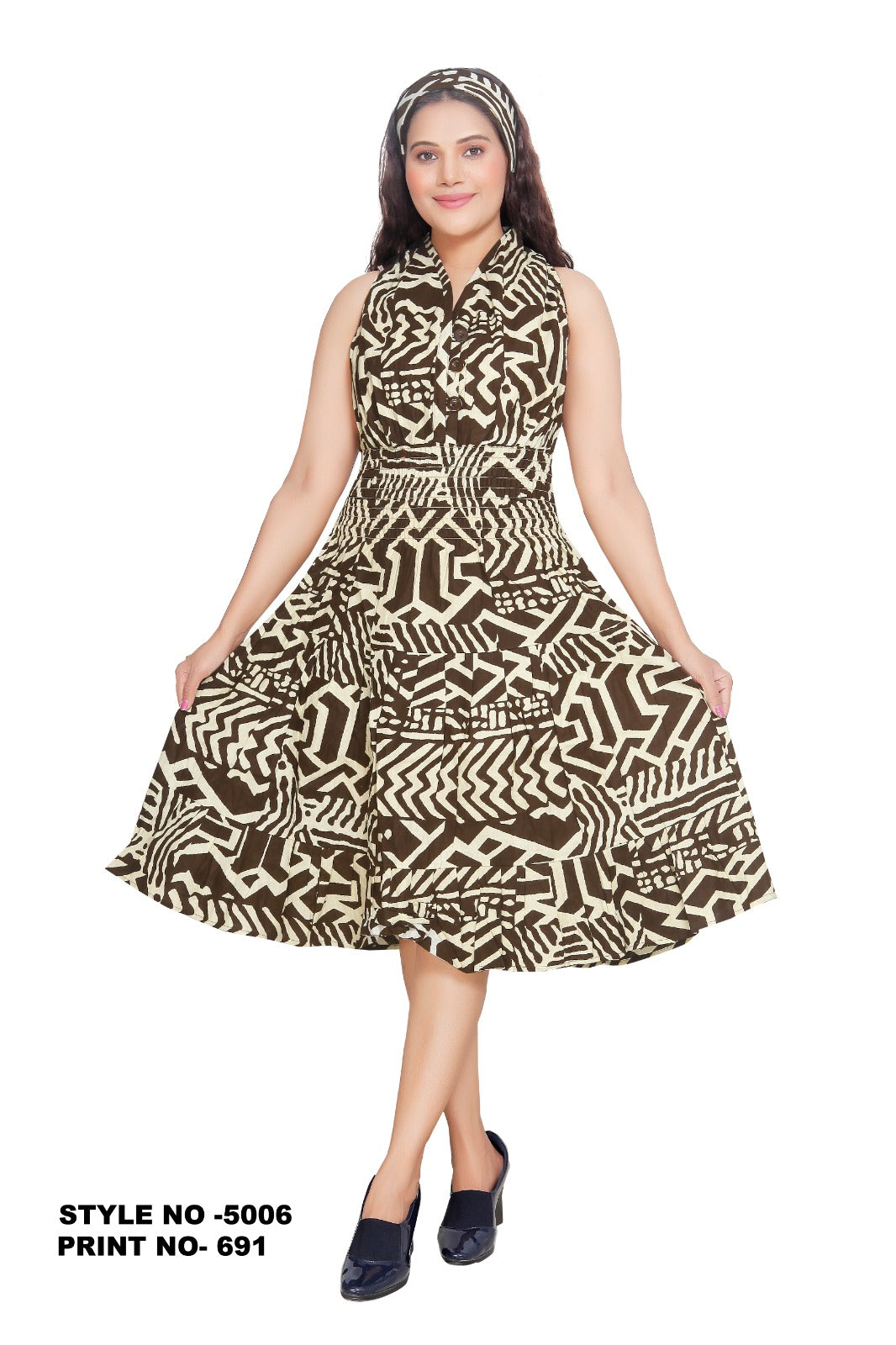 5006 - Woman's Mid-Length Smock Dress Print 691