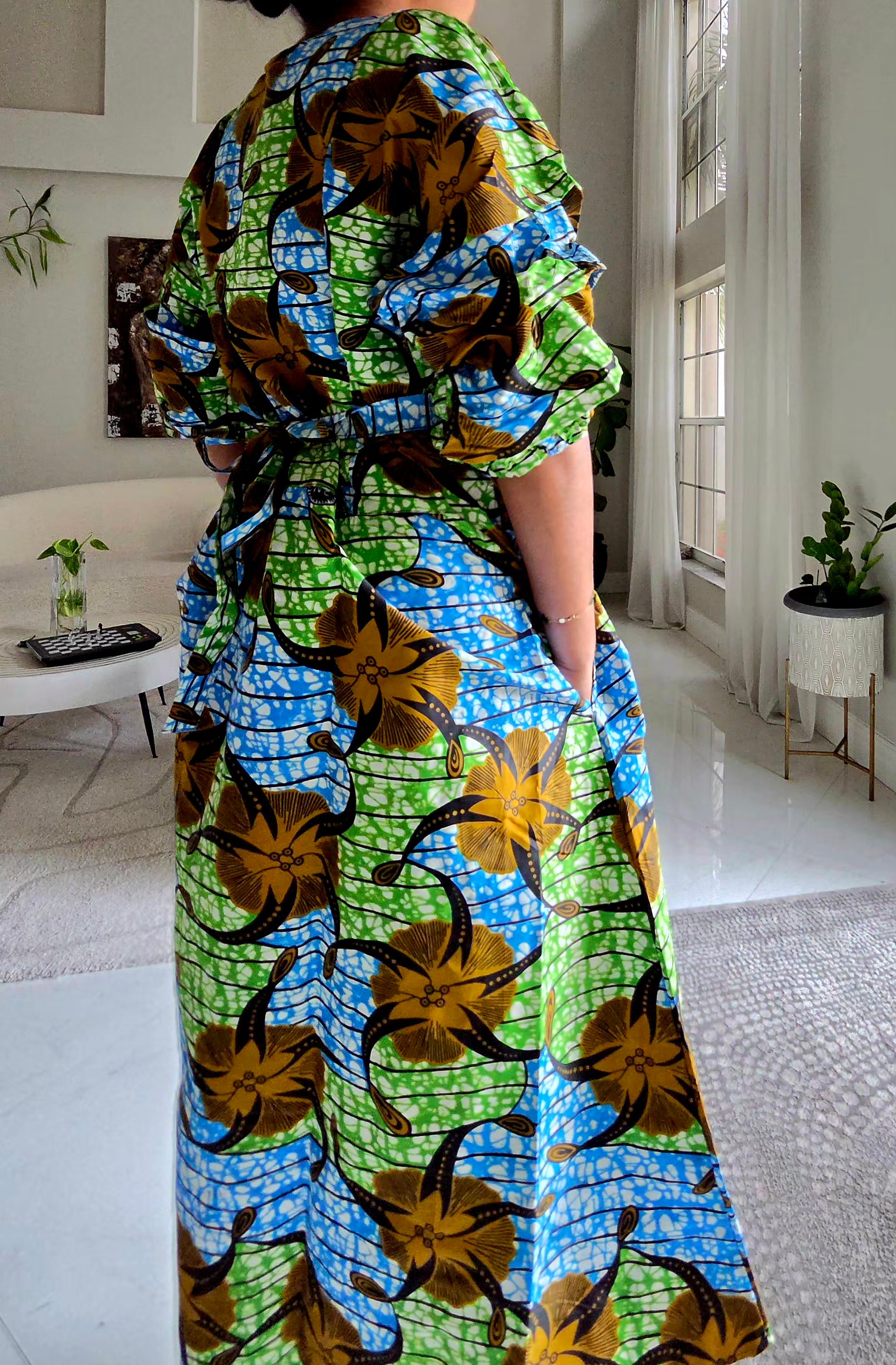 746 Wrap Dress With Puffed Sleeves Print 737
