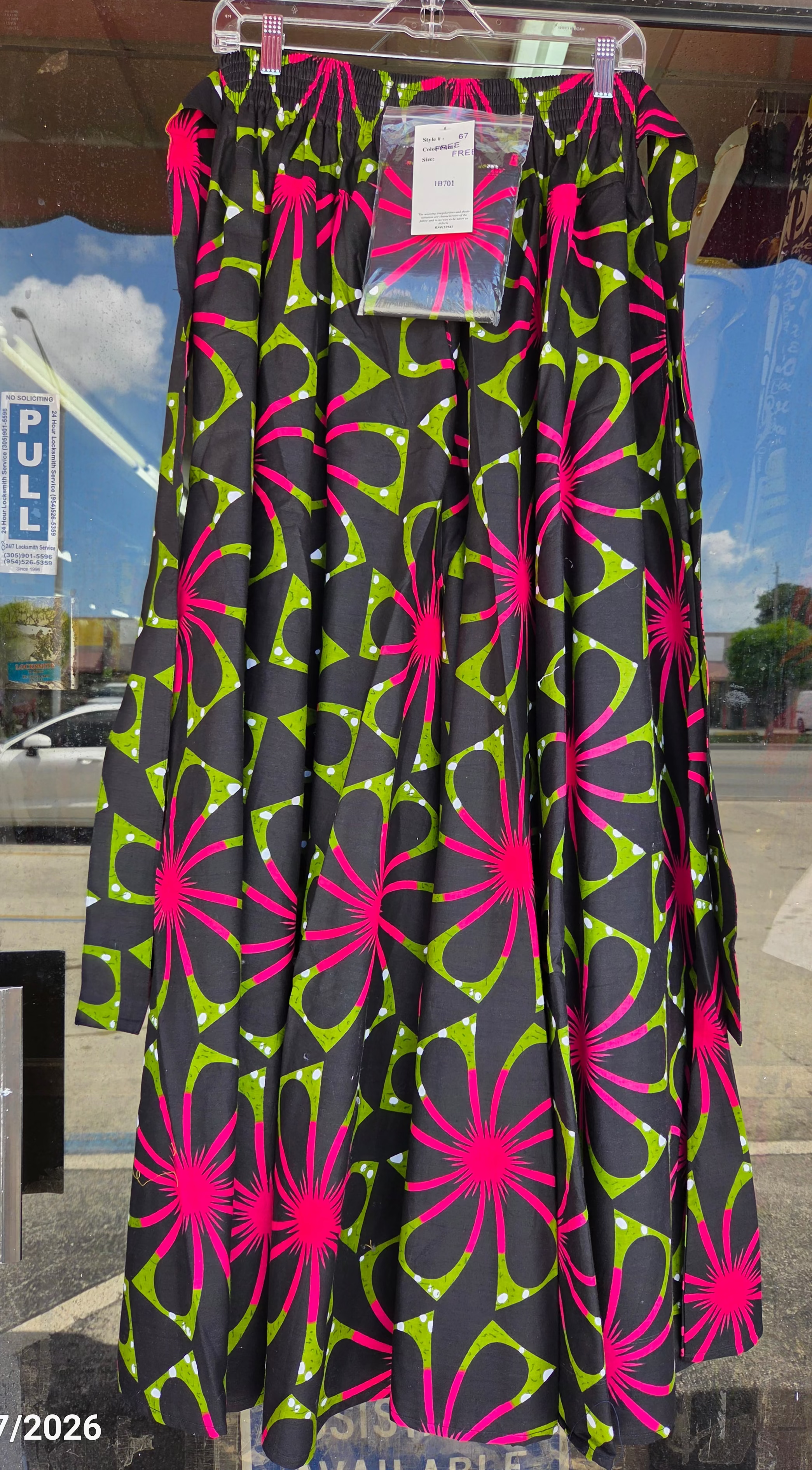 701 Women Palazzo Pant / Wide Leg Pant - Floral Print 67