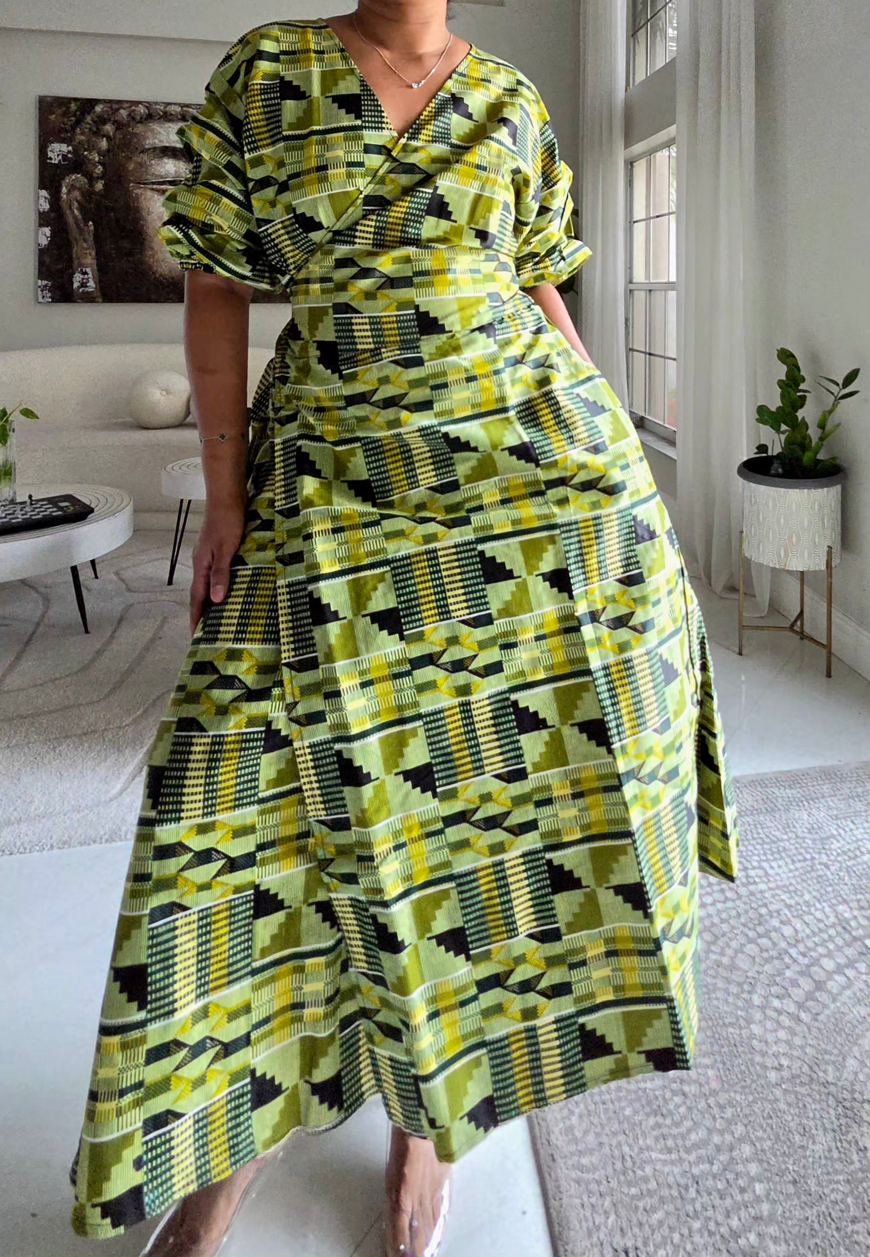 746 Wrap Dress With Puffed Sleeves Print 9A