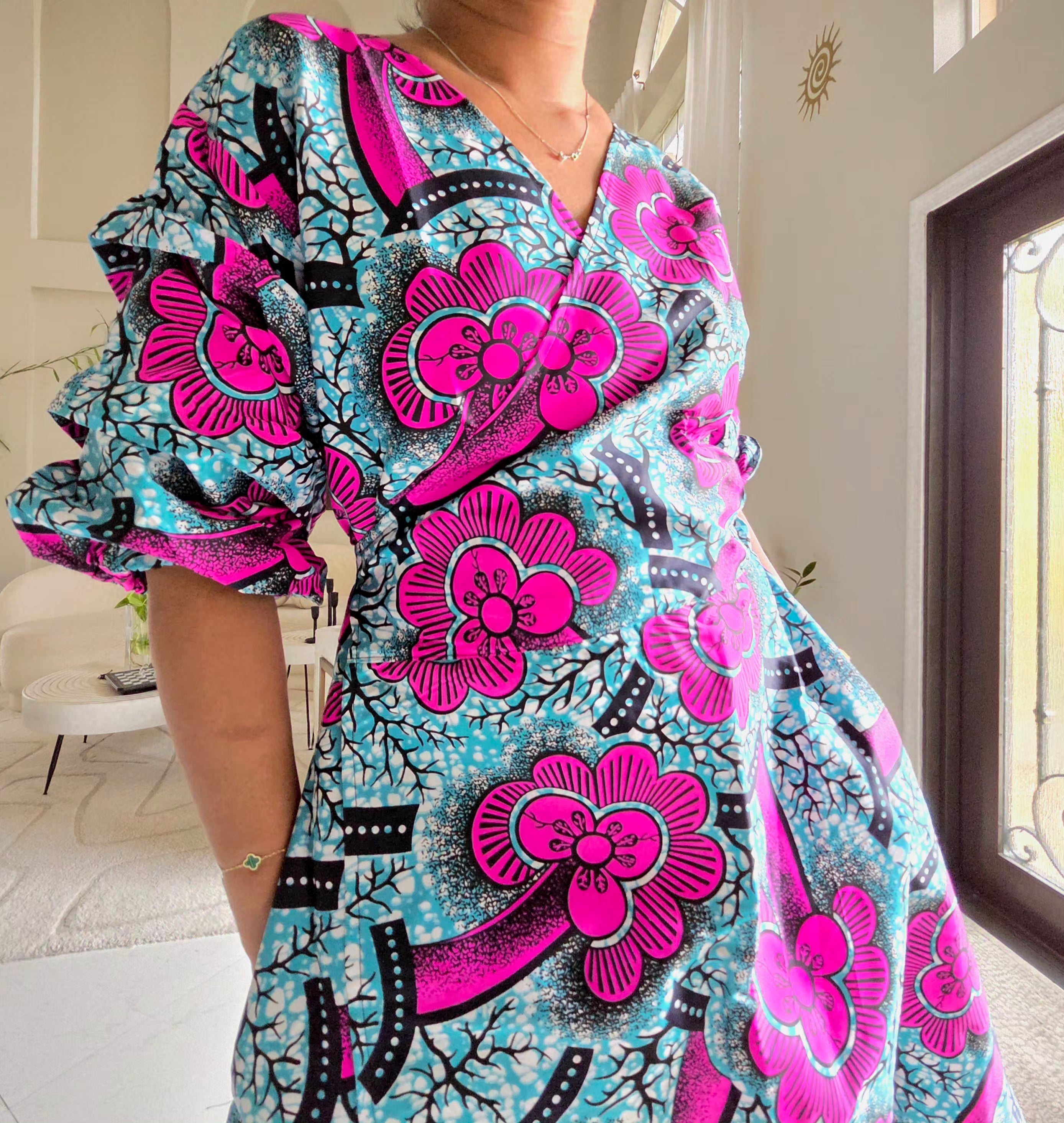 746 Wrap Dress With Puffed Sleeves Print 742