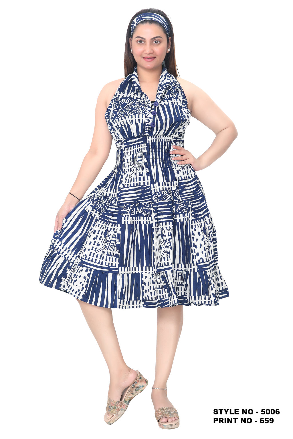 5006 - Woman's Mid-Length Smock Dress With Scarf