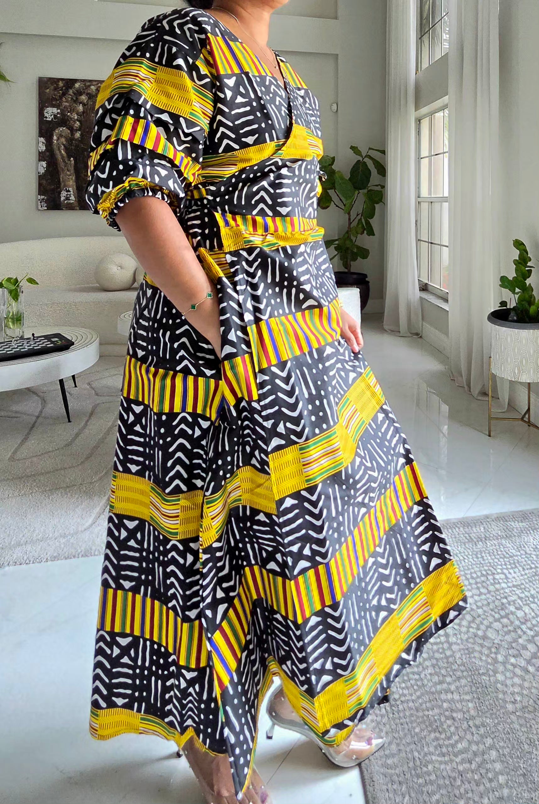 746 Wrap Dress With Puffed Sleeves Print 850