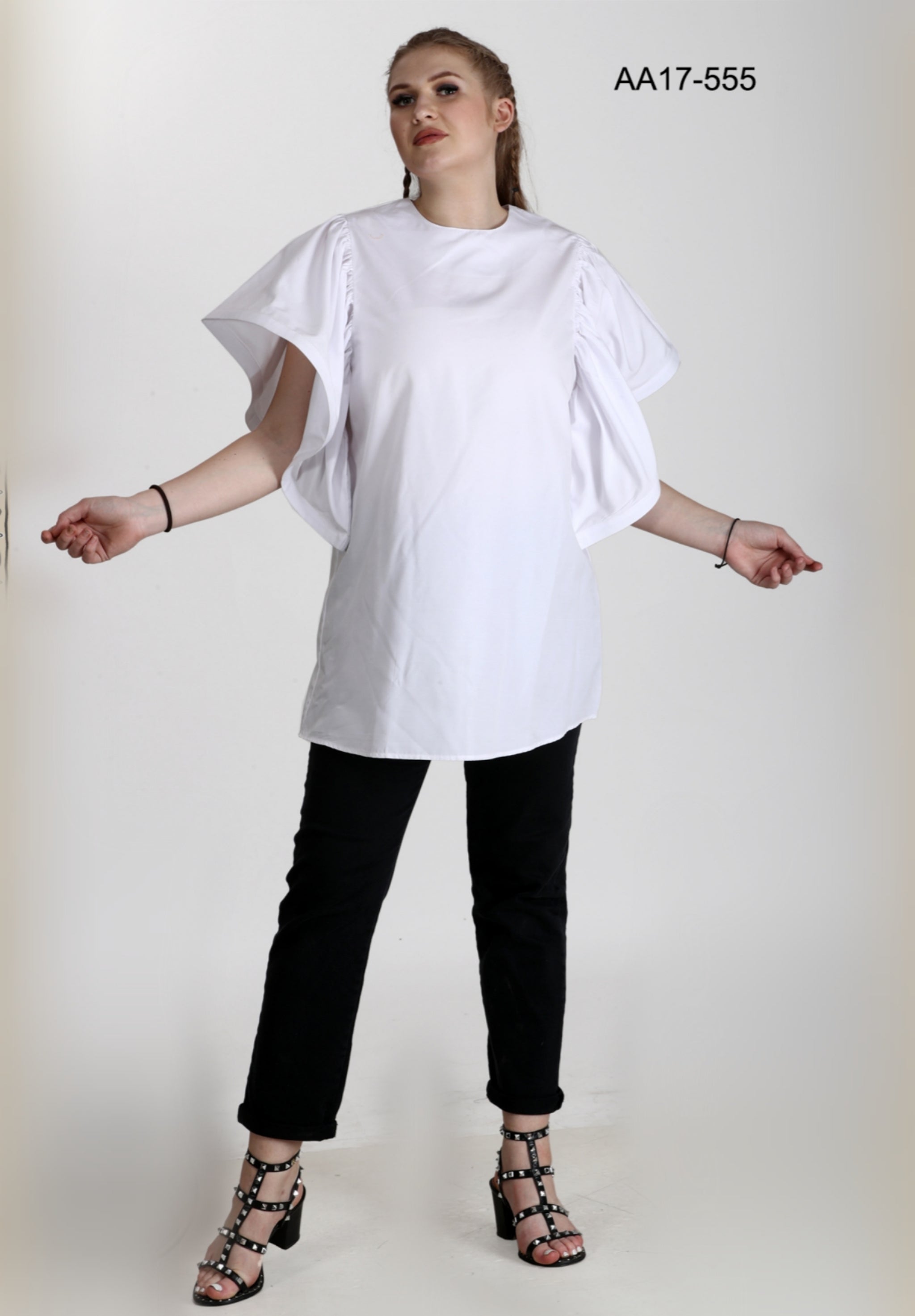 18-555 Women Blouse / Plus