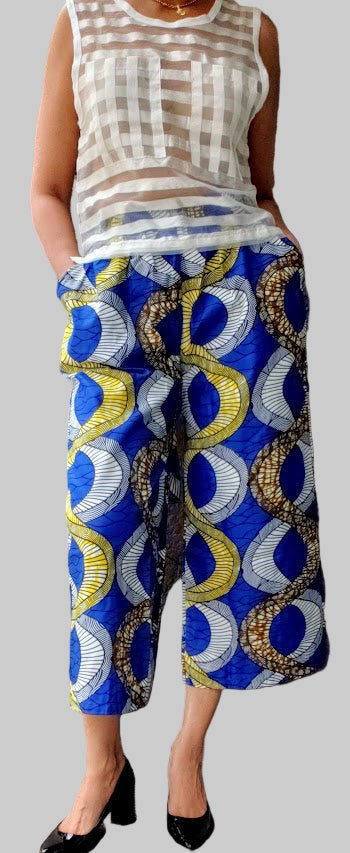 #2675 Women African  Printed Capri Pant