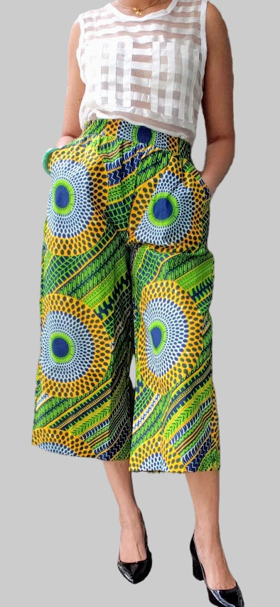 #2675 Women African  Printed Capri Pant